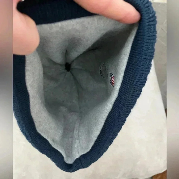 NFL Seattle Seahawks Pom Beanie - Picture 6 of 8